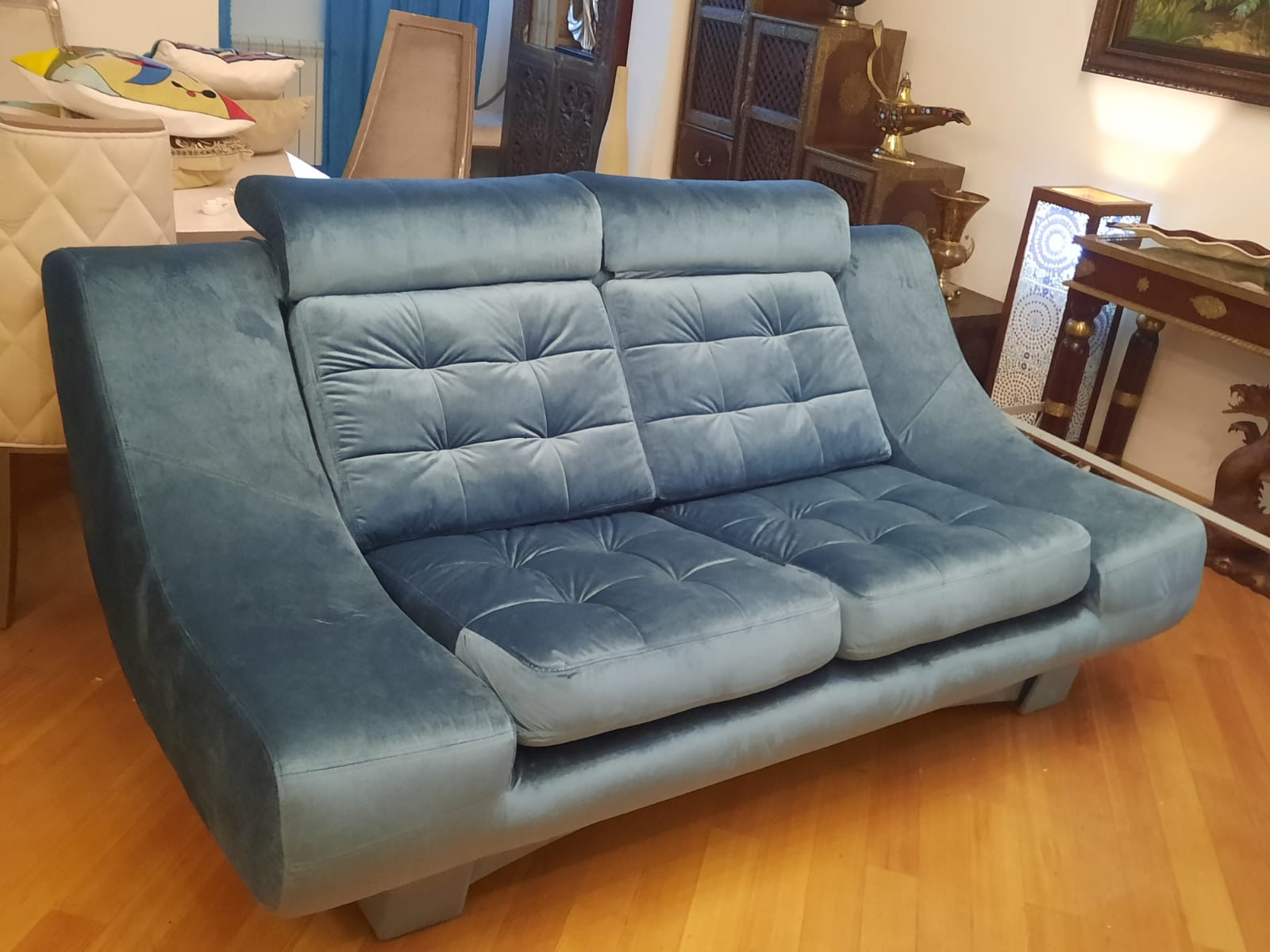 Обивка дивана на дому. Сенная площадь